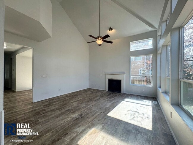 Photo - Spacious 4-bedroom home!