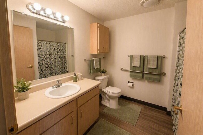 Summit House Apartments