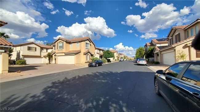 Building Photo - 962 Grand Cerritos Ave Rental