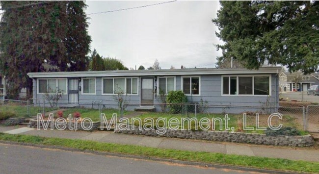 Building Photo - 7180 SE Tolman St