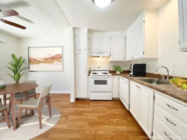 Photo - Mission Hills Apartments