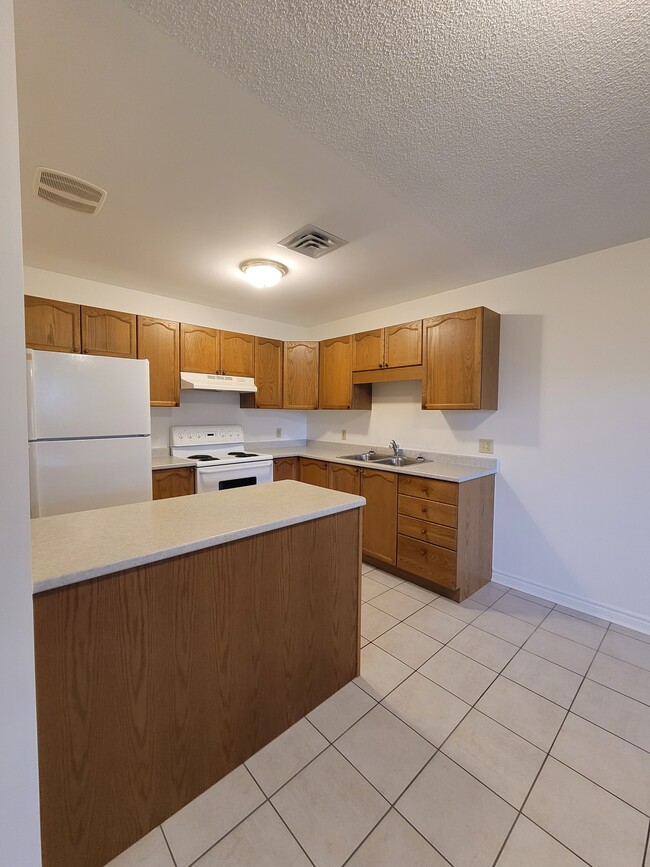 Photo - 385 Westwood Dr Unit 1