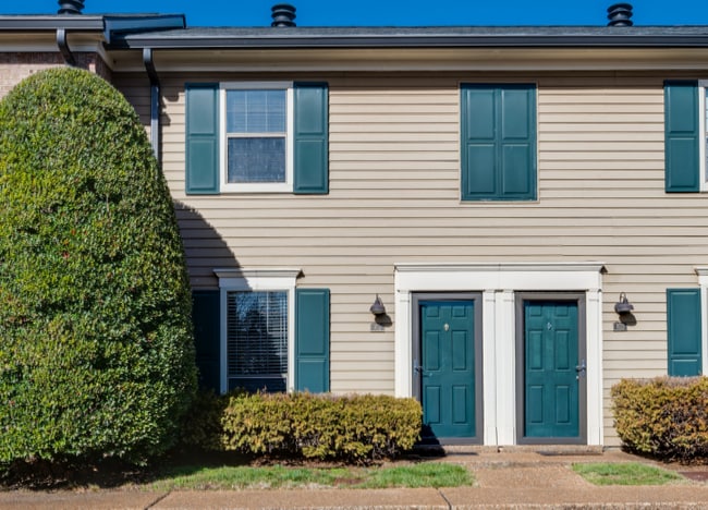 Photo - 102 Academy Square