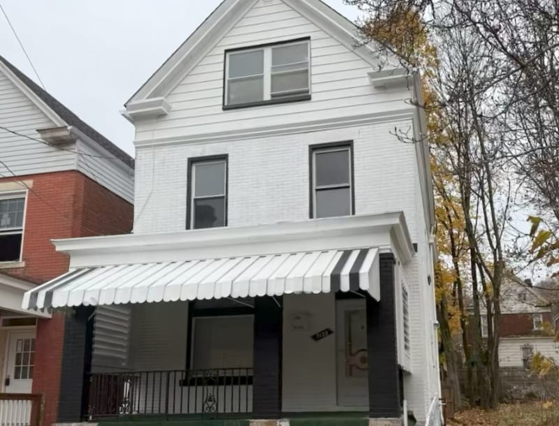 Photo - 7123 Kedron St