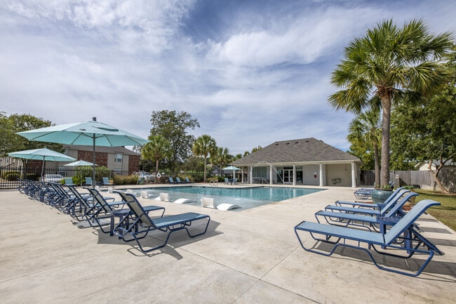 Photo - Highland Club