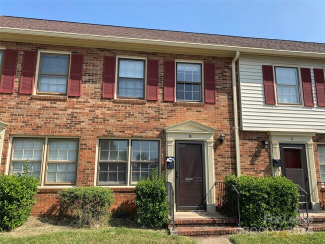 Photo - 6242 Old Pineville Rd Townhome