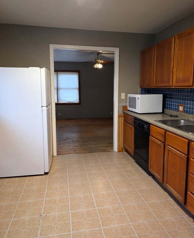 Photo - 211 Lincoln Ave