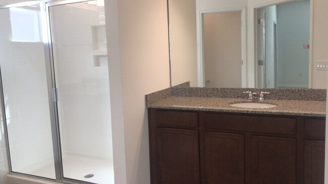 Photo - LARGE 4 Bedroom in Windermere !!! Close to DISNEY! TOP SCHOOLS!!