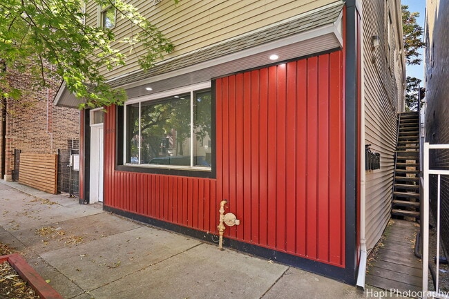 Photo - 1228 N Noble St Unit 1