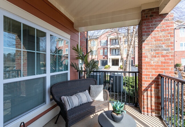 2HAB, 2BA - The Vive at Kellswater