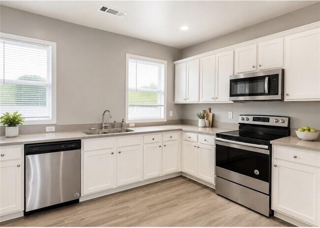 Photo - 1155 Lucile Ave SW