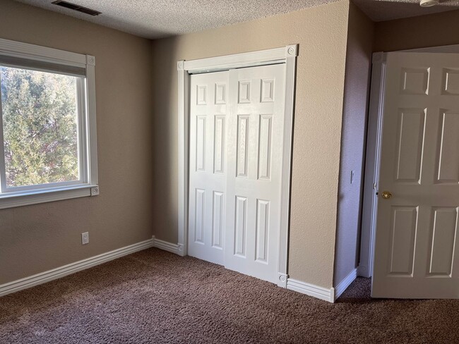 Photo - 2 BEDROOM, 1 BATHROOM SINGLE FAMILY HOME
