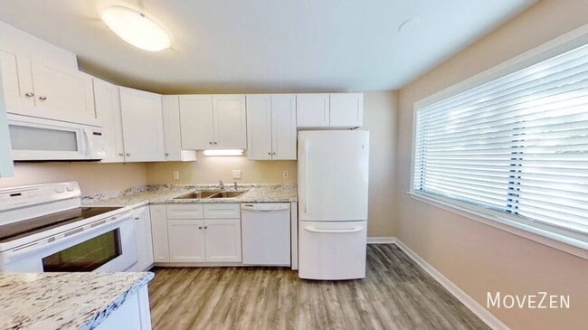 Photo - 7223 Sandy Creek Dr