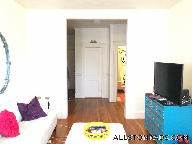 Photo - 5 Walbridge St Unidad 18