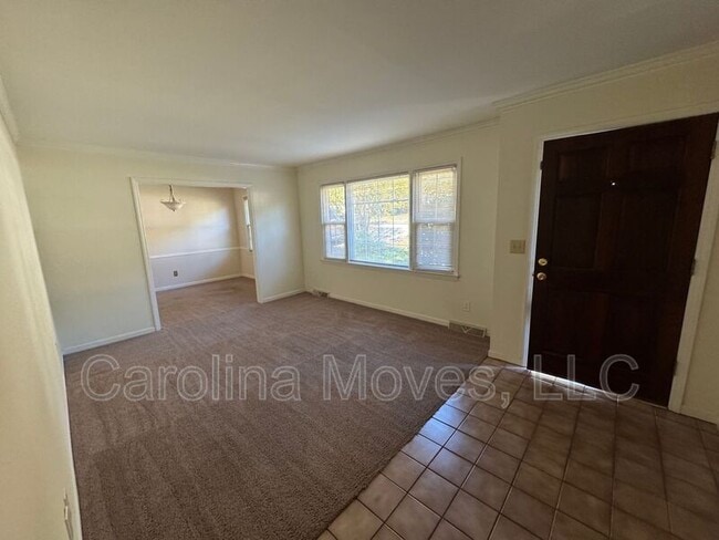 Photo - 502 Rosebud Ln