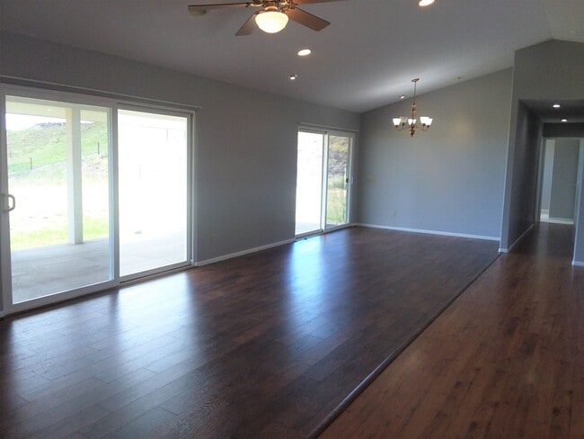 Photo - Paio, Nainoa Unit 1