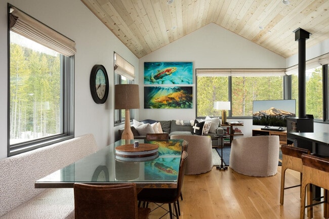 Photo - 19 Lakewood Dr Unit ID1255717P