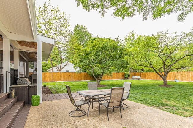 Photo - 9133 Robin Ridge Dr