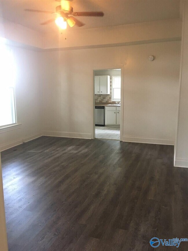 Photo - 218 Beirne Ave NW