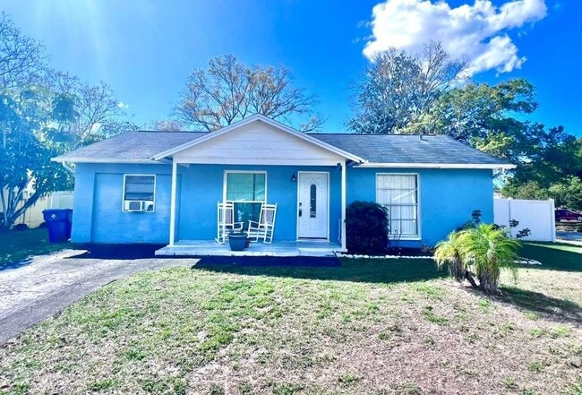 Photo - 3409 Vorden St