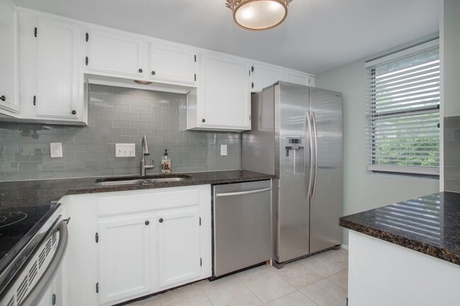 Photo - 1135 Barton Hills Dr
