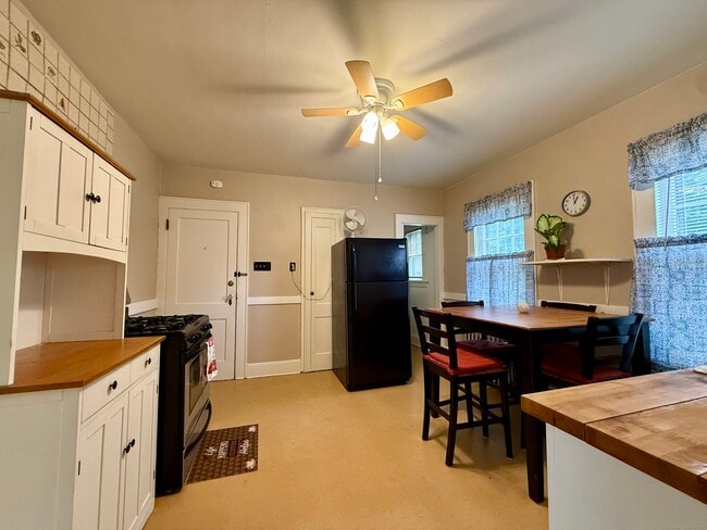 Photo - 43 Concord St Unit 1st fl