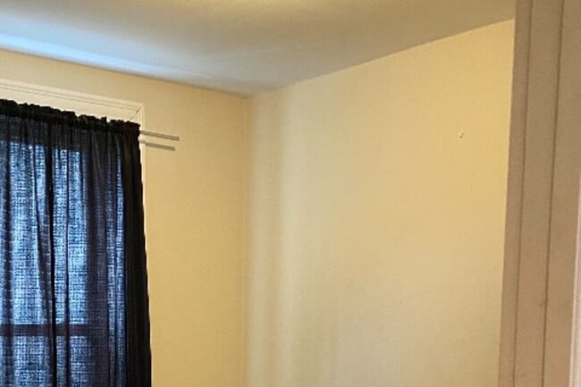 Photo - 341 W 3rd St Unit 1