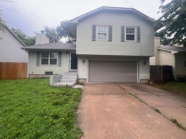 Building Photo - Spacious 3 Bedroom, 2.5 Bath Home with finished basement – Derby, KS. – Available Now!
