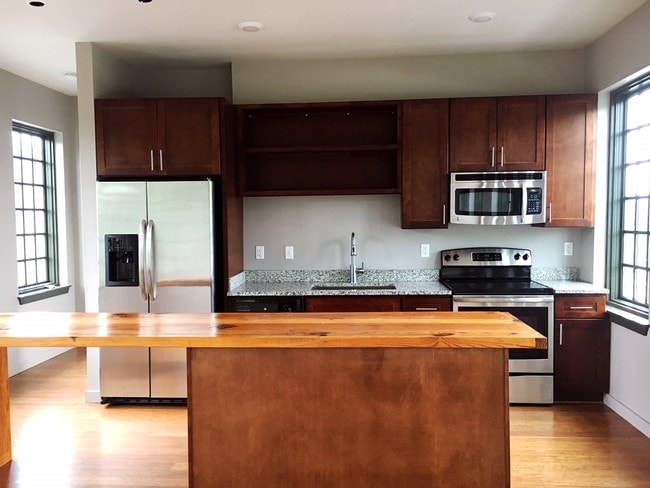 2br Clerestory Penthouse