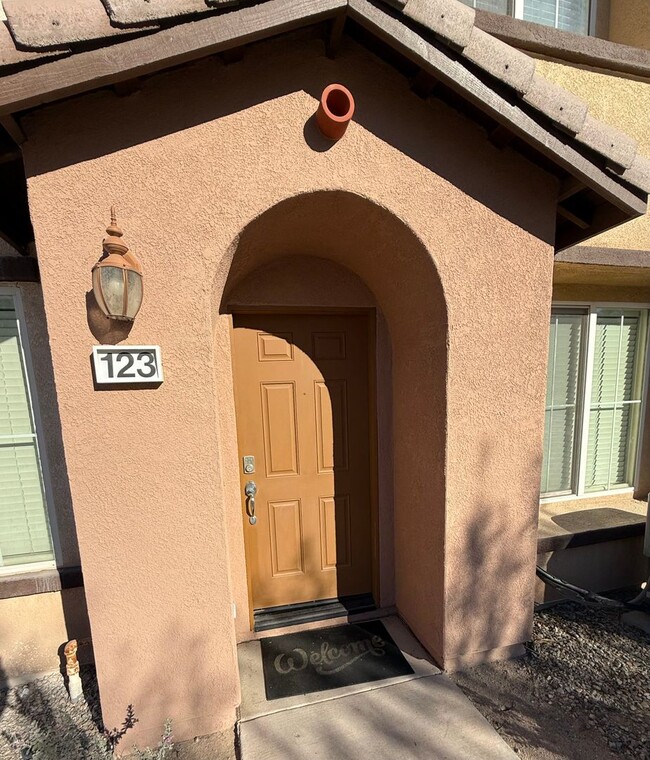 Photo - Move-In Ready 2BR / 2.5BA Condo for Rent – Villas Serena Unidad 123