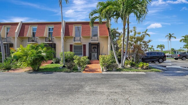 Photo - 1901 Atlantic Shores Blvd Townhome