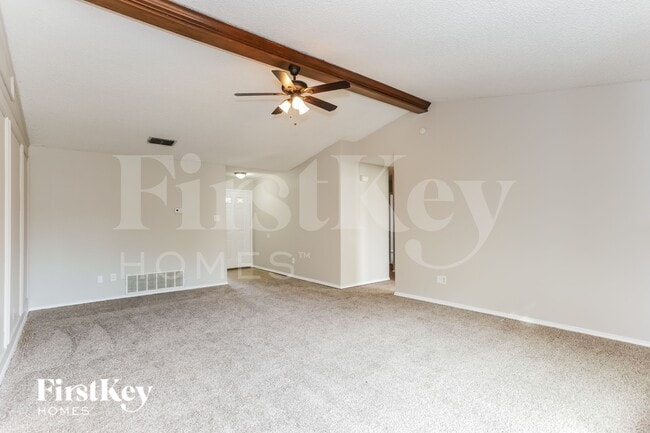 Photo - 6505 Pilgrim Ln