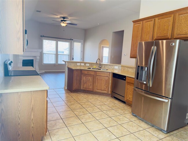 Photo - 3932 Links Ln