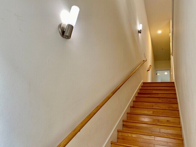 Photo - "Fantastic 1-Bedroom Condo off South Congr...