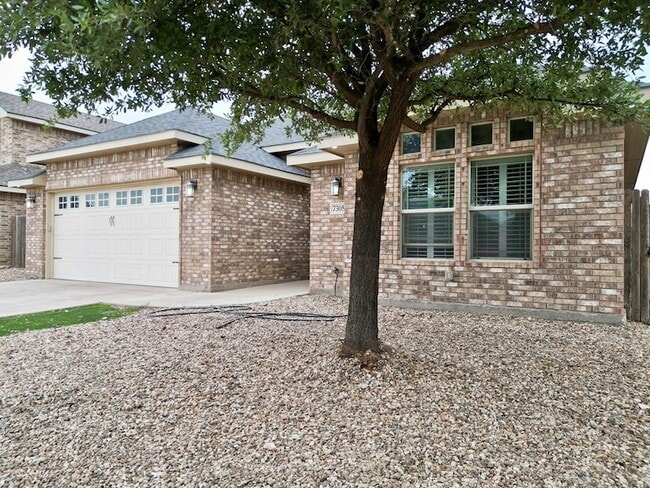 Photo - 7305 Bellini St