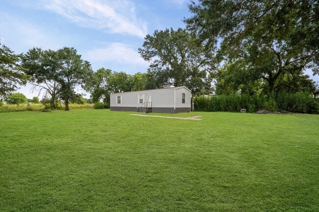 Photo - 423 Silliman St