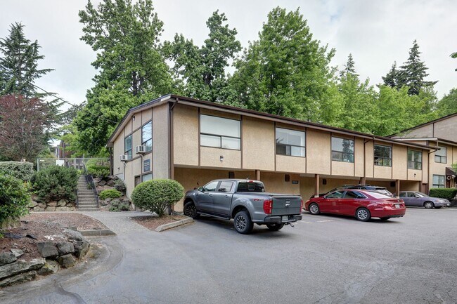 Photo - $500 Visa Card Plus 1 Month Free!! Nice Corner Unit Studio Apartment, Great Location! Unit 6