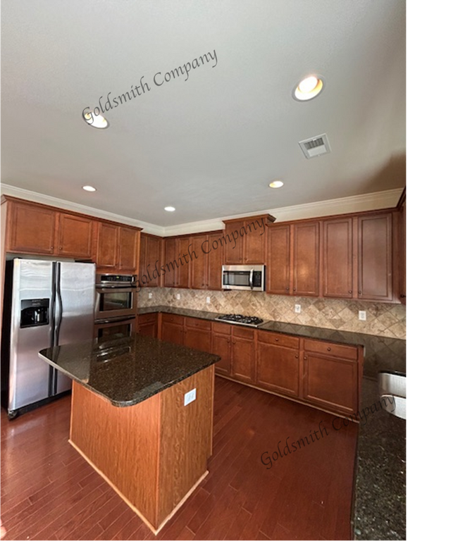 Photo - "Spacious 5-Bedroom Retreat with 4 Full Baths in Greenville - 3,400 Sq Ft of Comfort!"