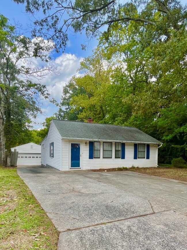 Building Photo - 2518 Immanuel Rd