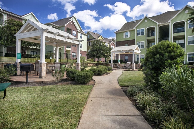 Photo - Summerwood