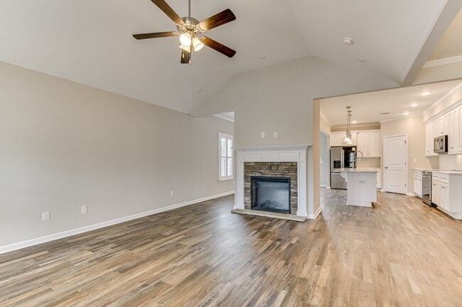 Photo - 157 Dublin Lp