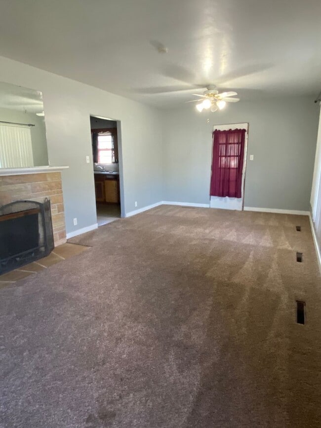 Photo - 920 Ashland Ave