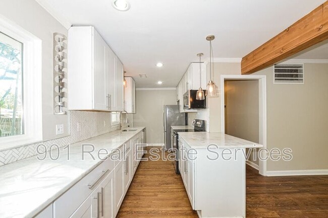 Photo - 4879 Marion Ave Casa