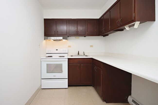 Photo - Student-Friendly Apartment Near Data School of Science Unit Ivy Rd 2114 #13