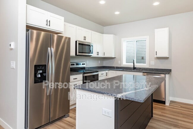 Photo - 6710 68th St S