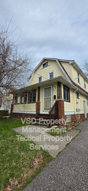 Building Photo - 19101 Nitra Ave