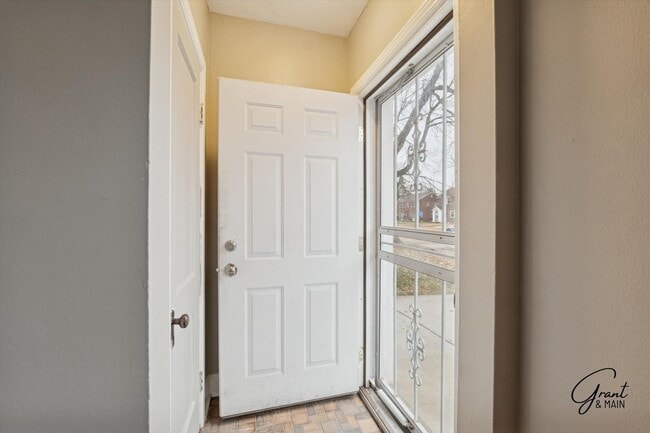 Photo - $1400 3 bedroom