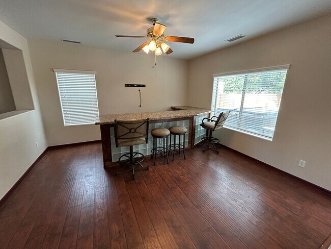 Photo - 26066 W Yukon Dr