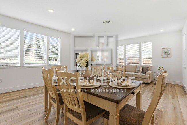 Photo - One Year New Home!  3/2.5 With Beautiful Updates Throughout Including Quartz Counters, Water Filt...