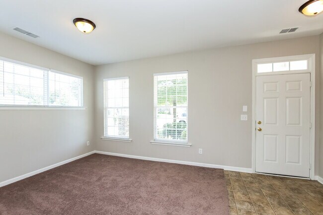 Photo - 4247 Houldsworth Dr